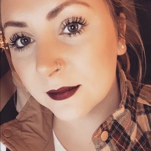 Meet your Posher, Brooke